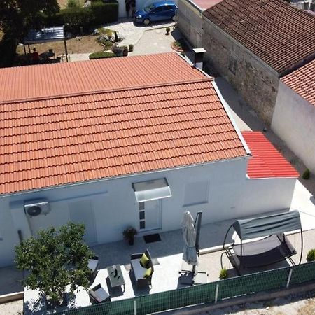 شقة Apartman Ana Crno المظهر الخارجي الصورة