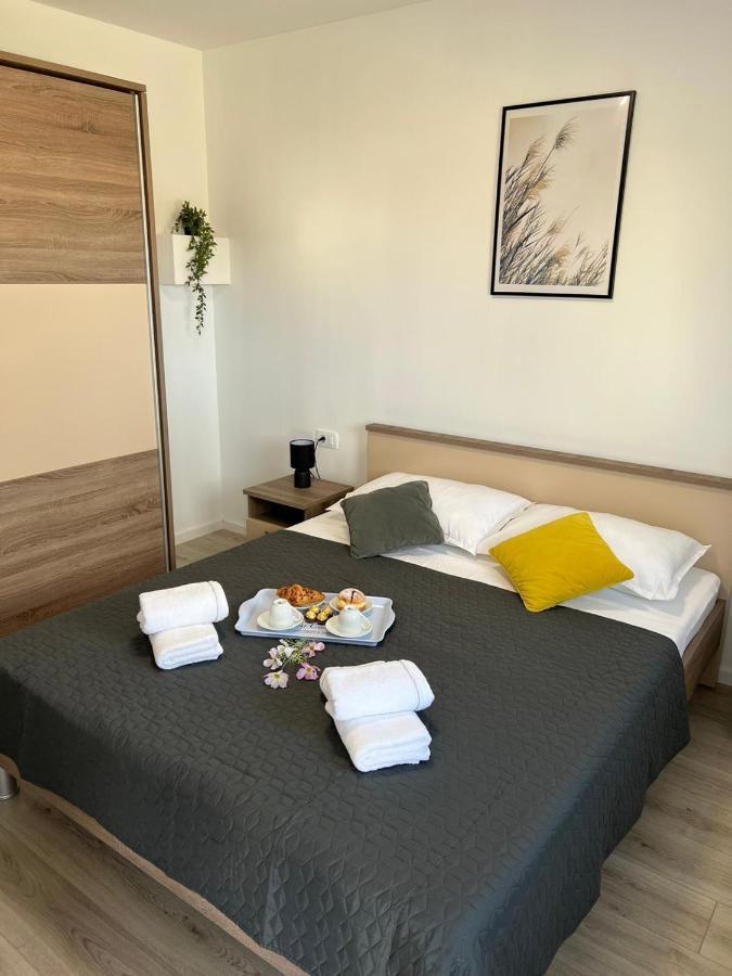 شقة Apartman Ana Crno المظهر الخارجي الصورة